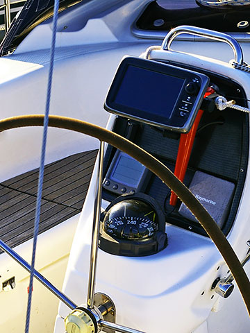 Charter łodzi i charter jachtów. Wynajem łodzi, wynajem jachtów. W jednym miejscu znajdziesz wymarzoną jednostkę. charter jachtów oceanicznych, czarter jachtów morskich. Charter mazury. Ogłoszenia czarter