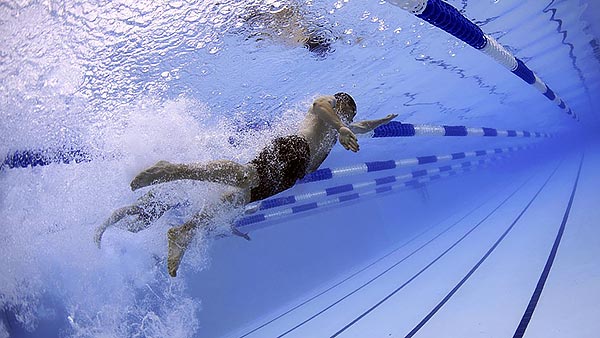 Sprzęt do nauki pływania dla dorosłych