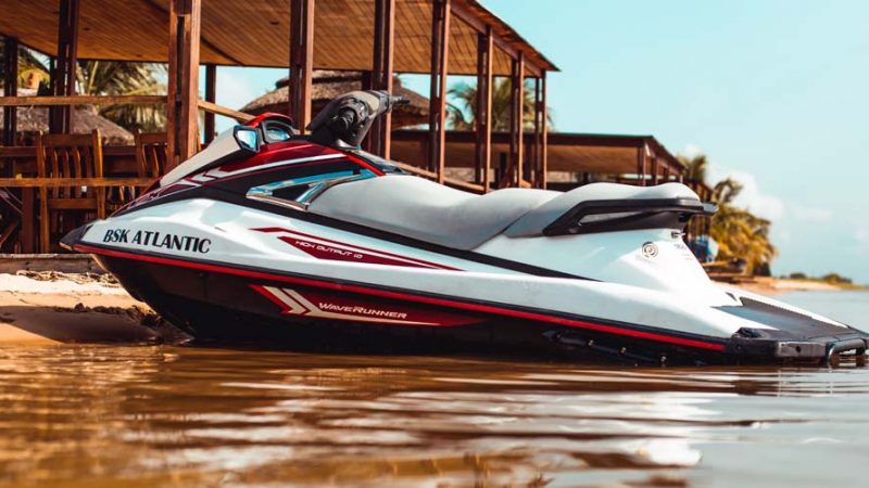 ile pali skuter wodny