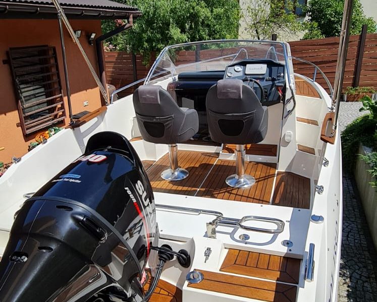 Łódź motorowa Admiral Boats Ocean master 640 WA